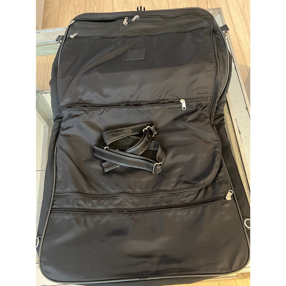 RARE Vintage Coach Garmet Bag Leather Trim Lots of Pockets - Picture 10 of 16